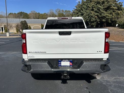Used 2023 Chevrolet Silverado 2500 LTZ image 19