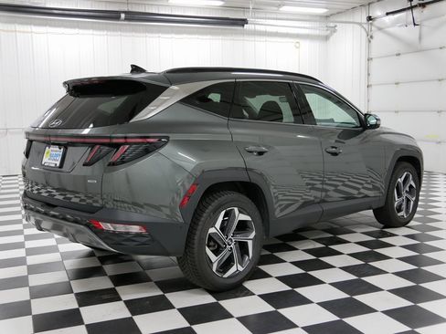 Used 2022 Hyundai Tucson Limited image 3