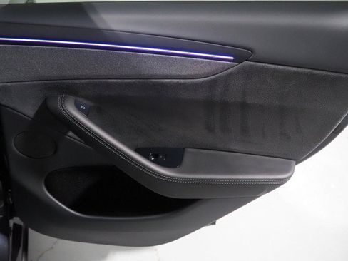 Used 2026 Tesla Model Y Long Range RWD image 64