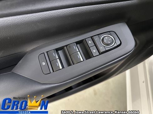 New 2026 Toyota Prius Plug-In Hybrid image 19