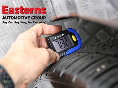 Used 2023 Land Rover Range Rover Velar R-Dynamic S AWD/4WD image 29