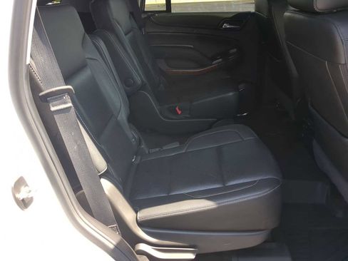 Used 2018 Chevrolet Tahoe Premier AWD/4WD image 29