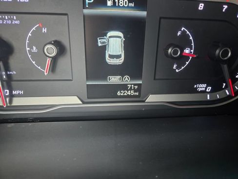 Used 2022 Hyundai Tucson SEL w/ Winter Package FWD image 3