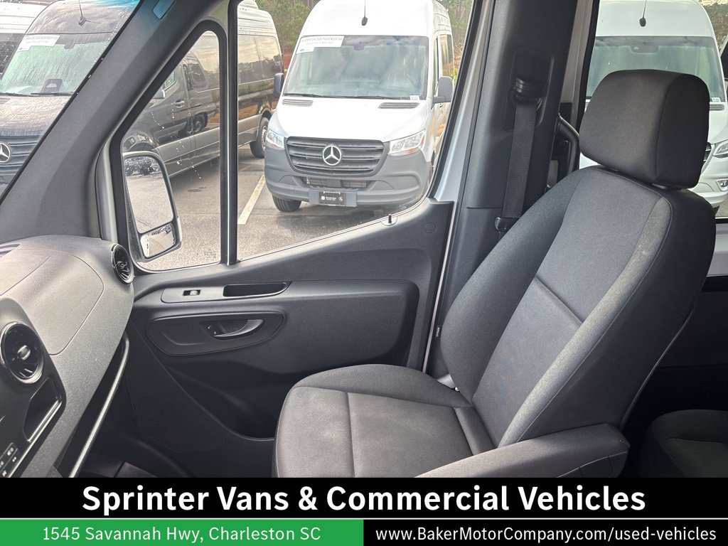 Used 2024 Mercedes-Benz Sprinter 2500 image 46