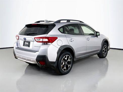 Used 2018 Subaru Crosstrek 2.0i Premium w/ Moonroof Package AWD/4WD image 13