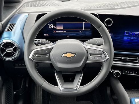 New 2026 Chevrolet Equinox EV LT image 14