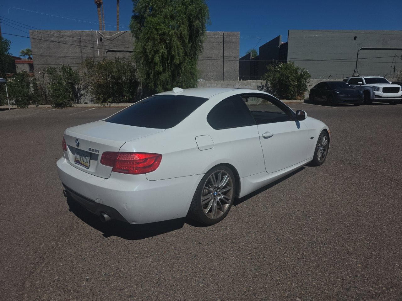 Used 2012 BMW 335i Coupe RWD image 3