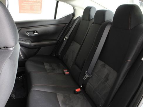 Certified 2024 Nissan Sentra SR FWD image 21