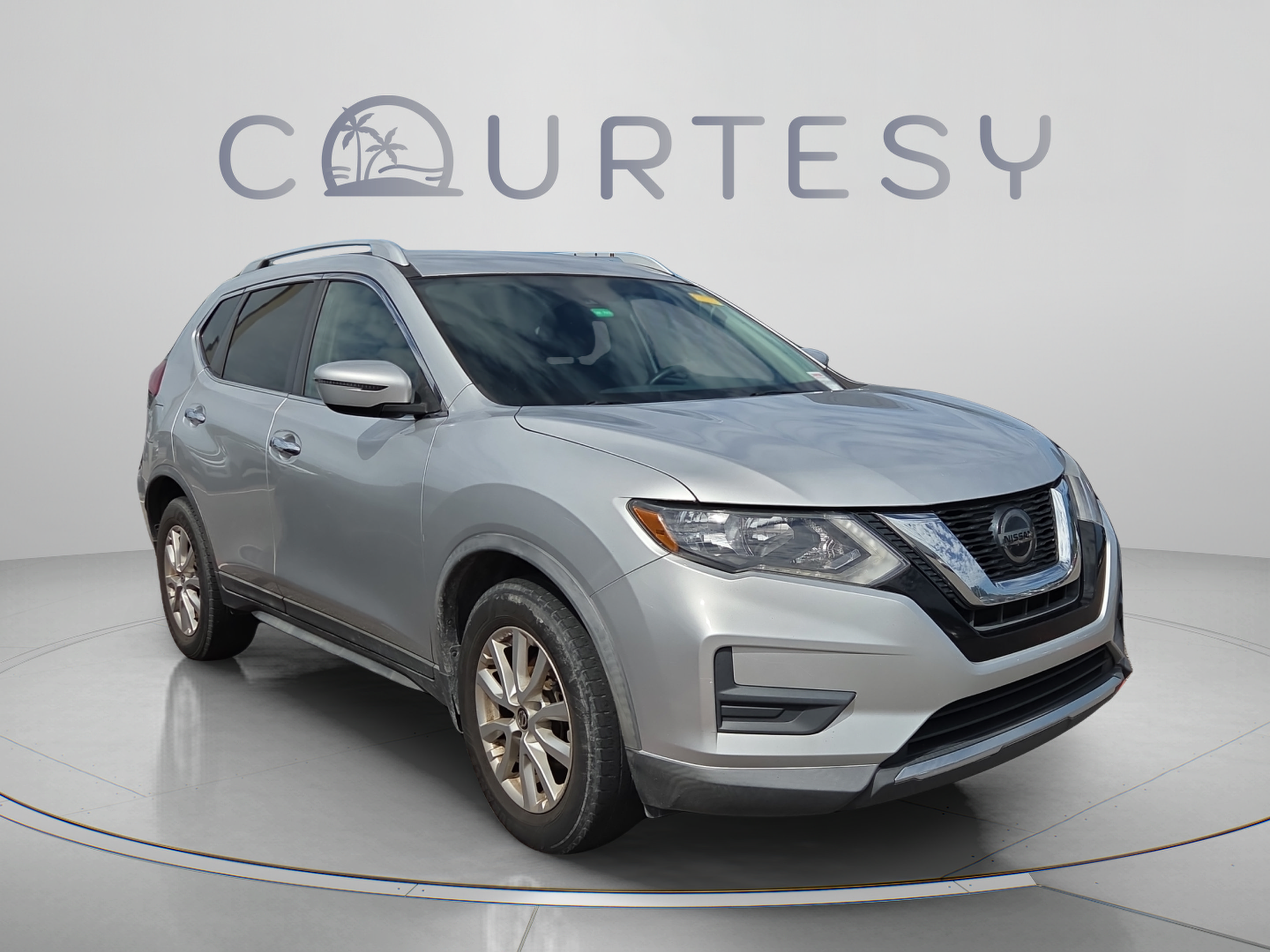 Used 2020 Nissan Rogue SV FWD image 3
