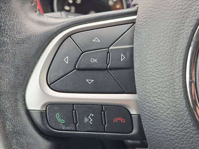 Used 2020 Jeep Compass Trailhawk w/ Cold Weather Group AWD/4WD image 15
