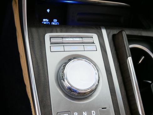 Used 2024 Genesis GV80 3.5T w/ Prestige Package image 30