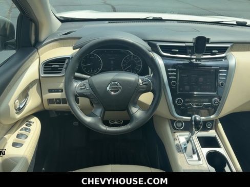 Used 2022 Nissan Murano SV w/ Cargo Package FWD image 13