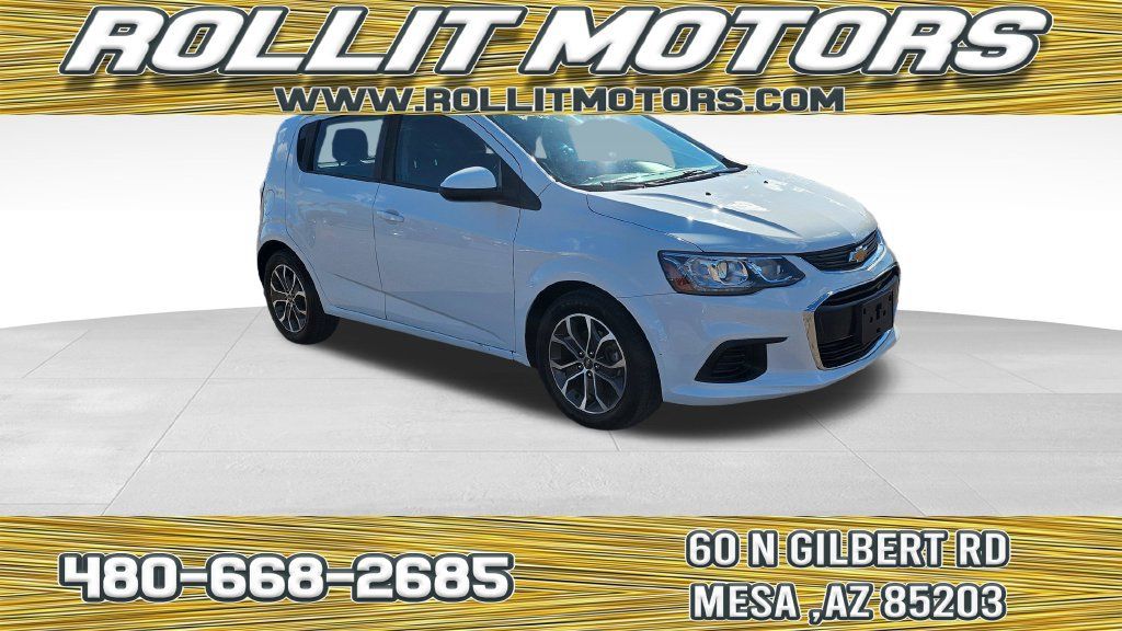 Used 2019 Chevrolet Sonic LT FWD image 1