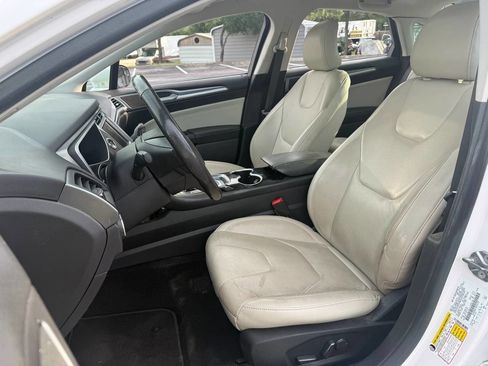 Used 2015 Ford Fusion Energi Titanium FWD image 11