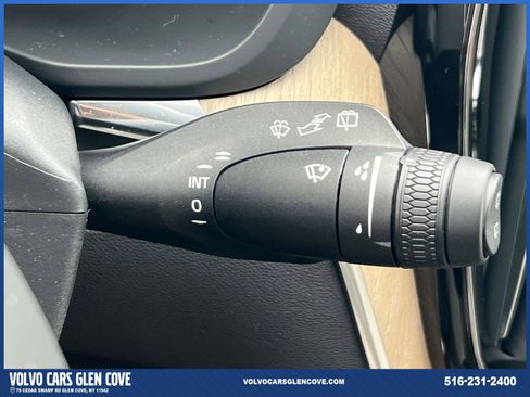 Used 2026 Volvo XC60 B5 Core w/ Protection Package Premier image 23