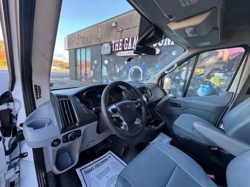 Used 2019 Ford Transit 150 130 Medium Roof image 4