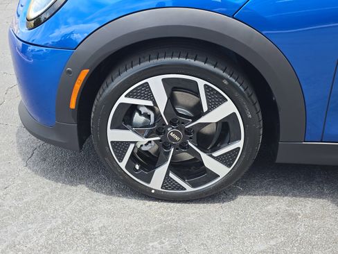 New 2025 MINI Cooper S image 8