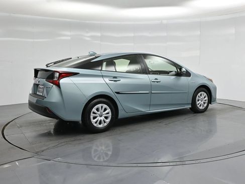 Used 2021 Toyota Prius LE FWD image 21