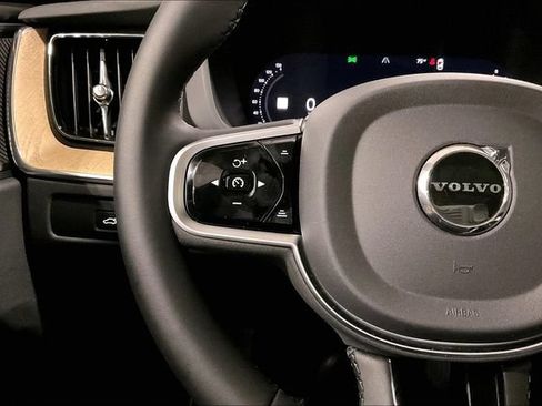 Certified 2026 Volvo XC60 B5 Plus w/ Climate Package AWD/4WD image 21