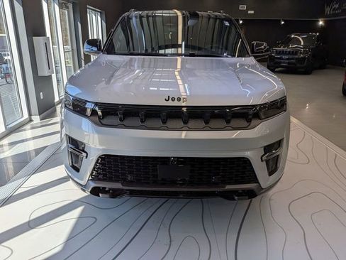 New 2026 Jeep Grand Wagoneer 4WD image 2