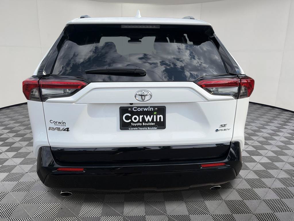 Used 2025 Toyota RAV4 SE AWD/4WD image 8