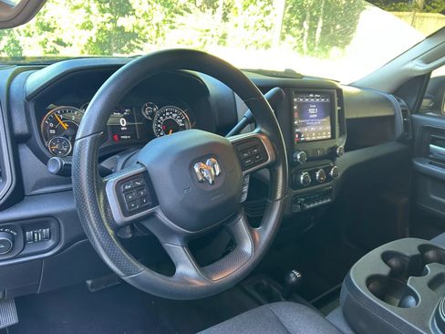 Used 2019 RAM 2500 Tradesman AWD/4WD image 3