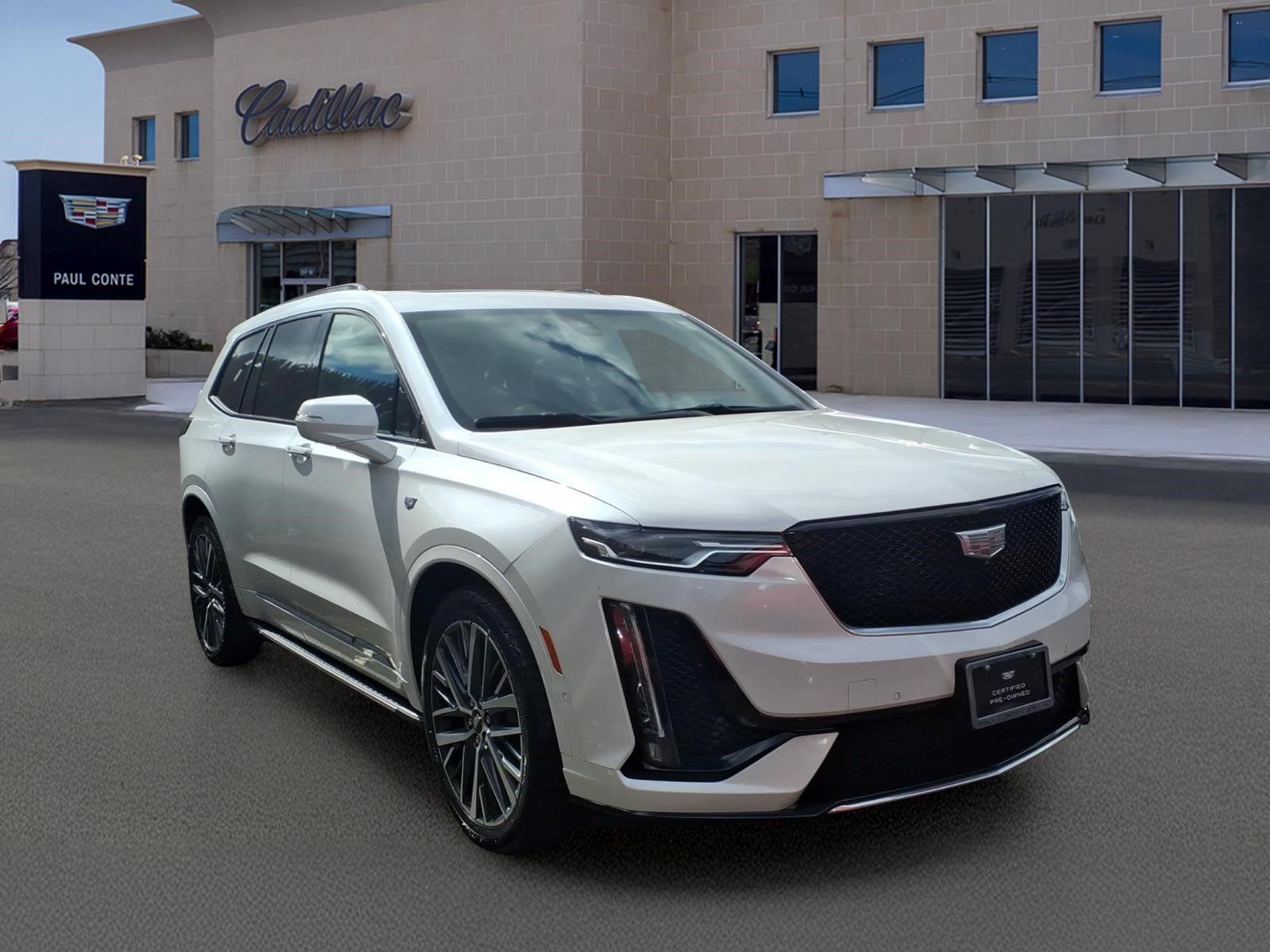 Used 2024 Cadillac XT6 Sport w/ Technology Package AWD/4WD image 3