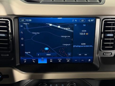 Used 2022 Ford Bronco Wildtrak image 19