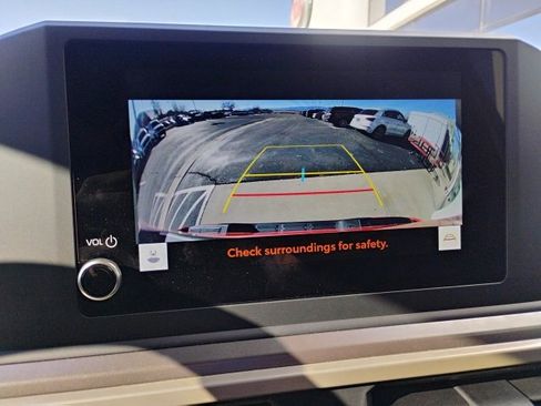 Used 2024 Toyota Tacoma TRD Off-Road image 24