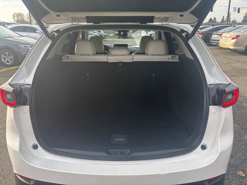 Certified 2022 MAZDA CX-5 AWD 2.5 S w/ Premium Plus Pkg image 11