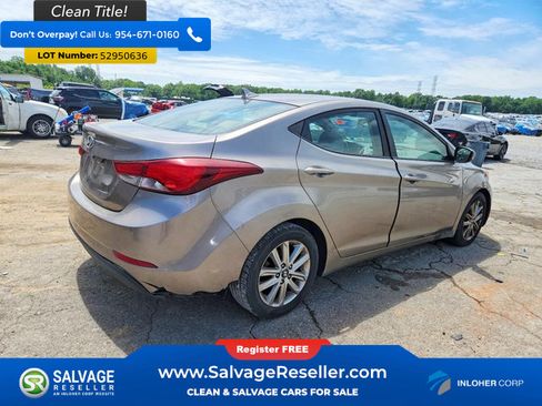 Used 2014 Hyundai Elantra SE w/ Option Group 02 FWD image 4