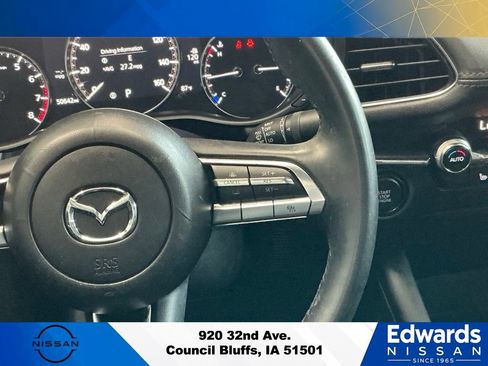 Used 2023 MAZDA MAZDA3 s FWD image 16