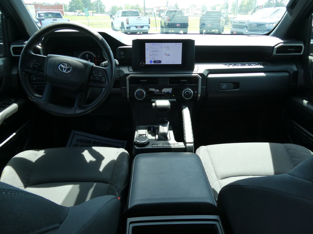 Used 2024 Toyota Tacoma SR AWD/4WD image 21