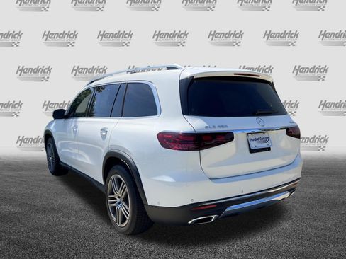 Used 2025 Mercedes-Benz GLS 450 4MATIC image 9