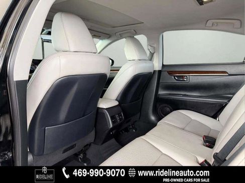 Used 2016 Lexus ES 350 w/ Premium Package w/Wood Trim image 16