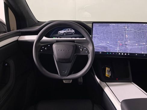 Used 2024 Tesla Model X AWD/4WD image 15