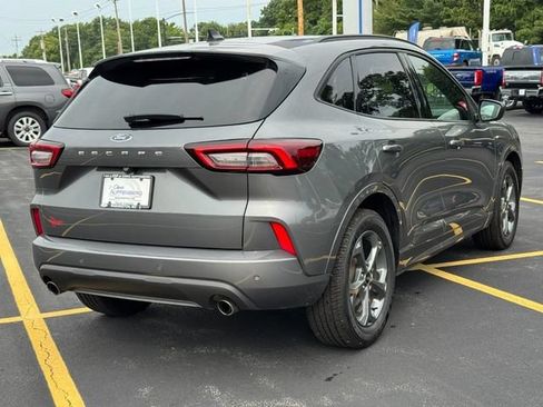 Used 2024 Ford Escape ST-Line w/ Tech Pack #1 FWD image 3