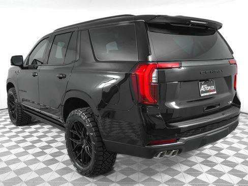 Used 2026 GMC Yukon Denali Ultimate AWD/4WD image 7