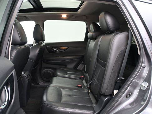 Used 2019 Nissan Rogue SL w/ Premium Package AWD/4WD image 9