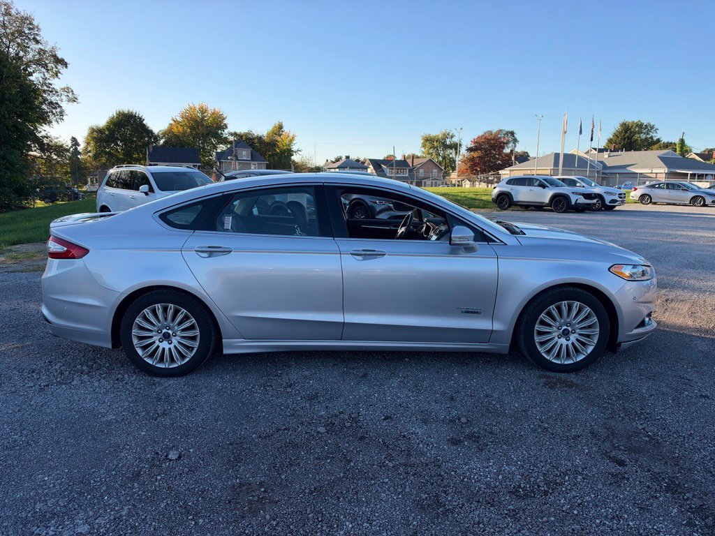 Used 2013 Ford Fusion Energi Titanium w/ Driver Assist Pkg FWD image 4