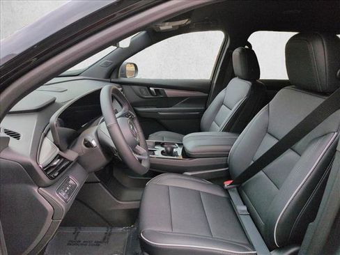 New 2026 Buick Enclave Preferred w/ Power Package FWD image 4