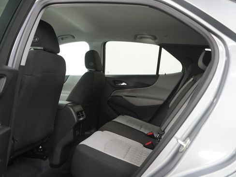 Used 2024 Chevrolet Equinox LS w/ LS Convenience Package AWD/4WD image 17