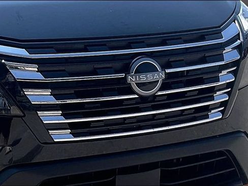 Certified 2026 Nissan Rogue SV FWD image 25