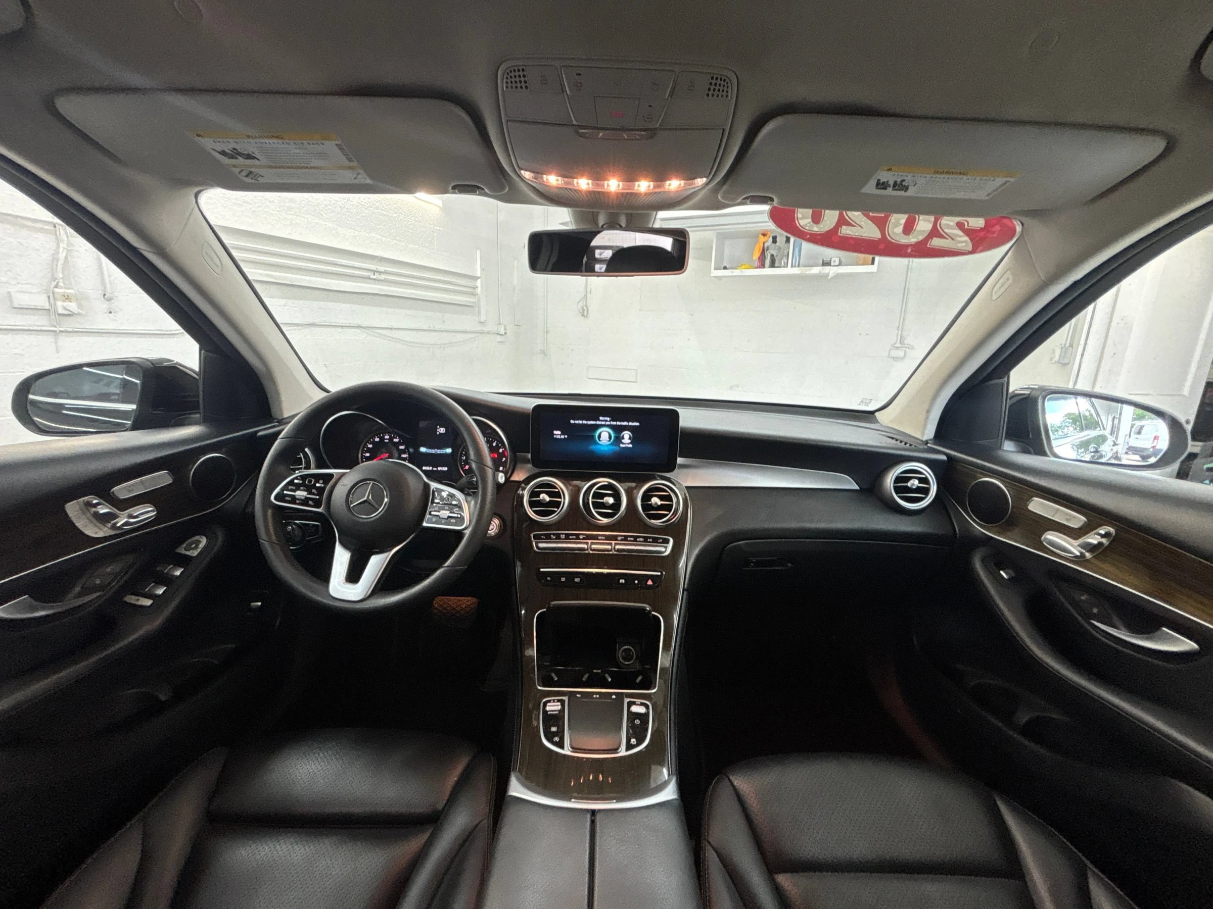 Used 2020 Mercedes-Benz GLC 300 4MATIC image 17