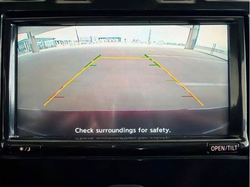 Used 2016 Nissan Leaf SV image 23