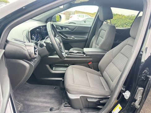 Used 2025 Chevrolet Equinox LT image 27