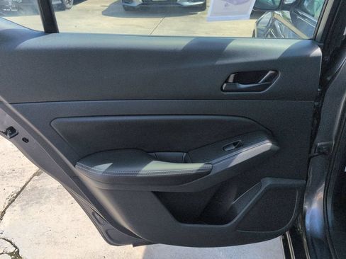 Used 2025 Nissan Altima 2.5 SV FWD image 26