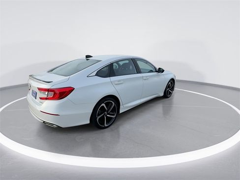 Used 2022 Honda Accord Sport image 14
