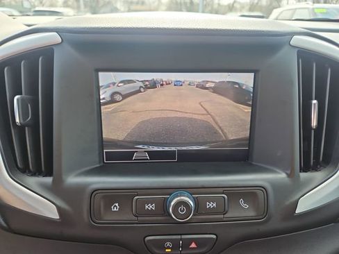 Used 2024 GMC Terrain SLE w/ Driver Convenience Package image 21