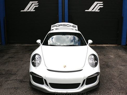 Used 2015 Porsche 911 GT3 RWD image 11